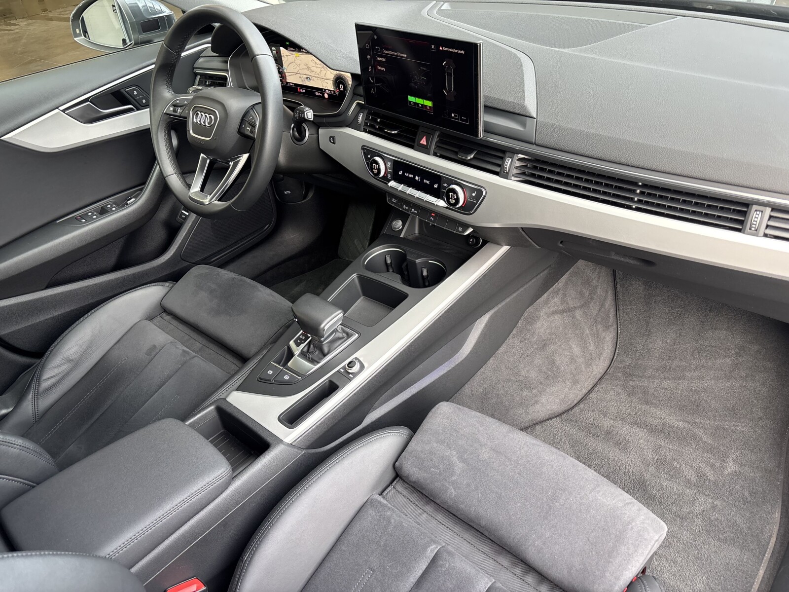 Audi A4 Avant - zdjęcie 28
