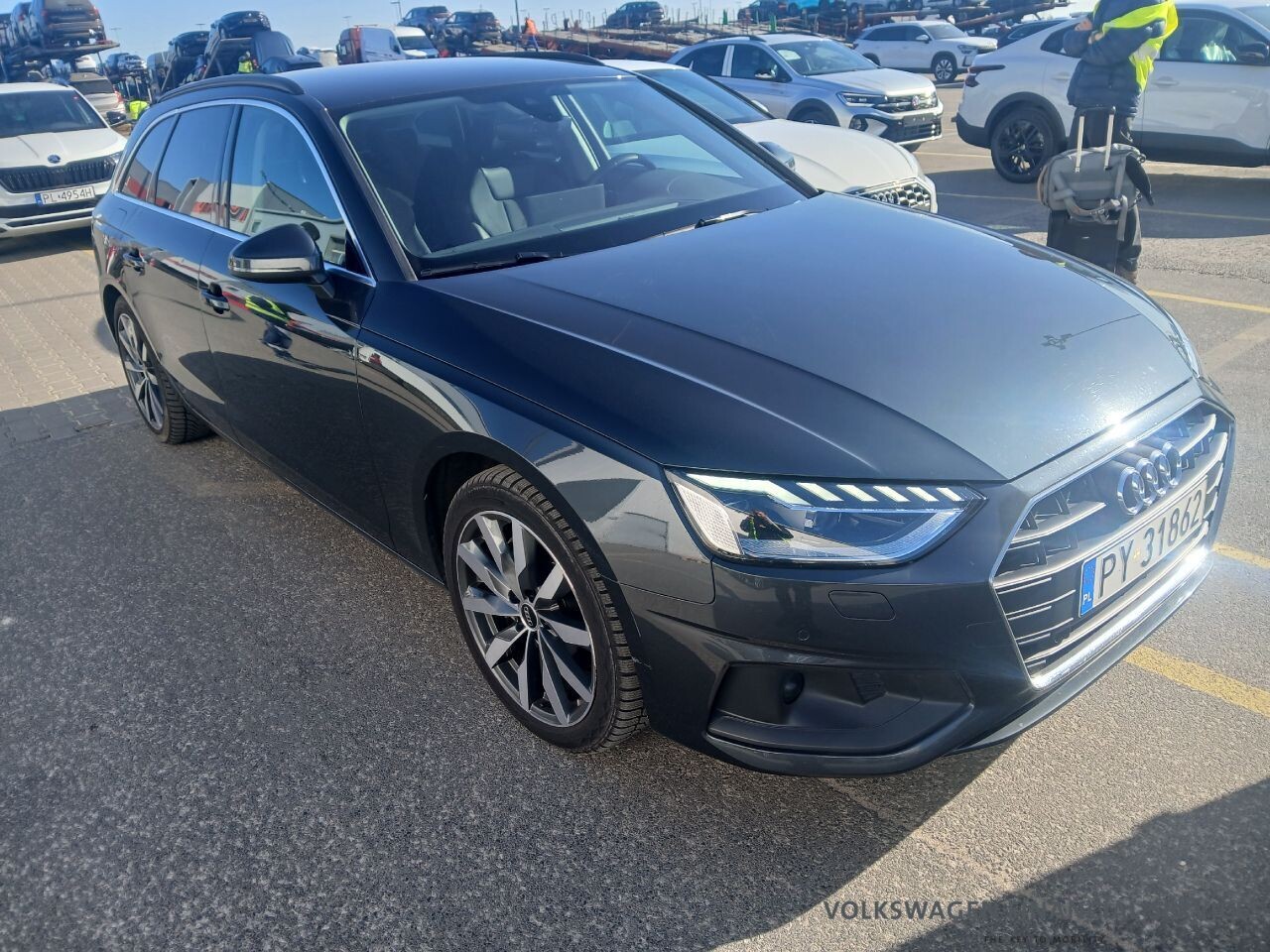 Audi A4 Avant - zdjęcie 3