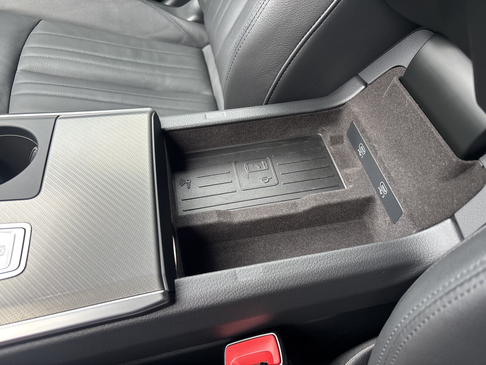 Audi A6 Avant - zdjęcie 20