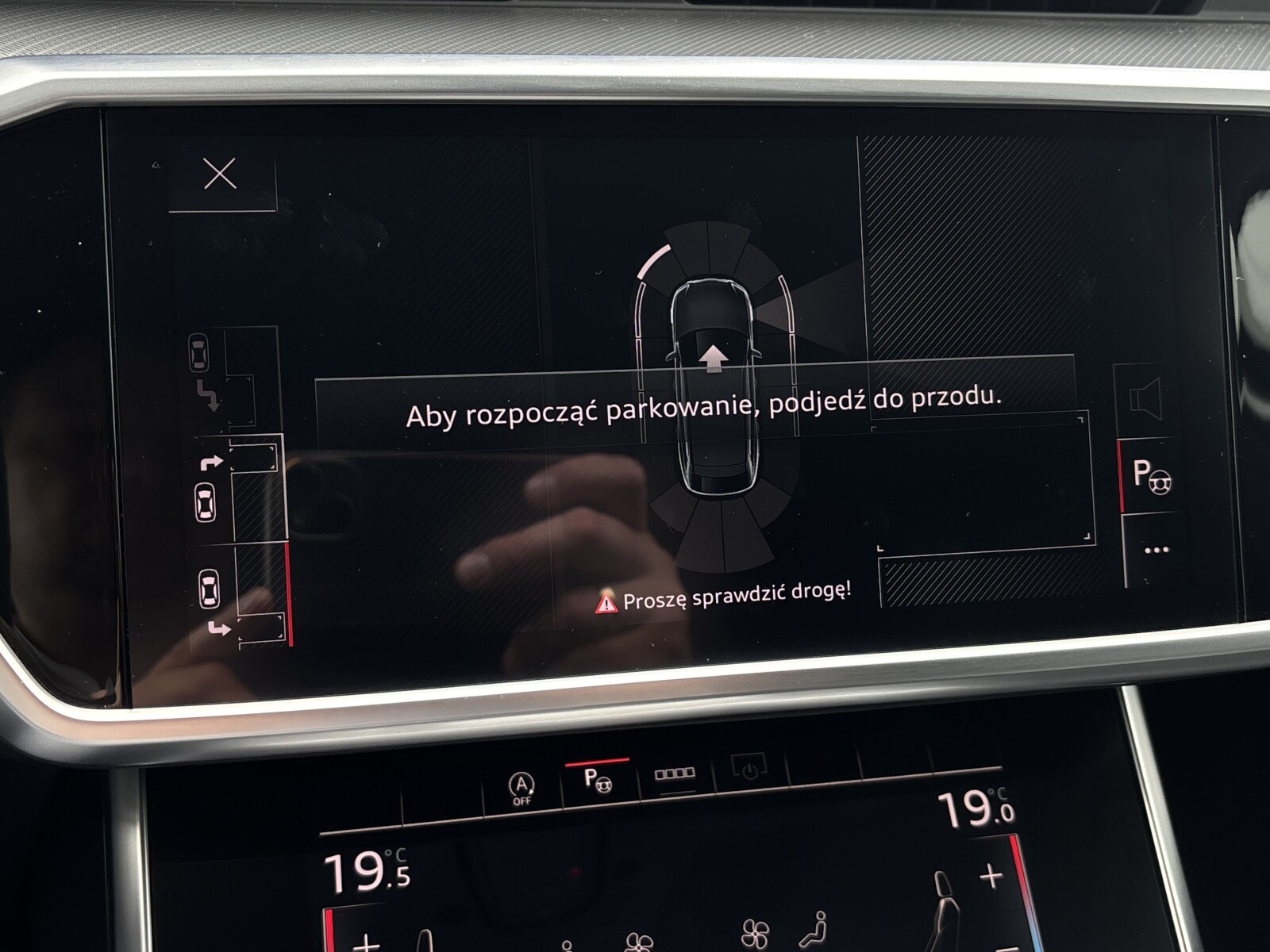 Audi A6 Avant - zdjęcie 22