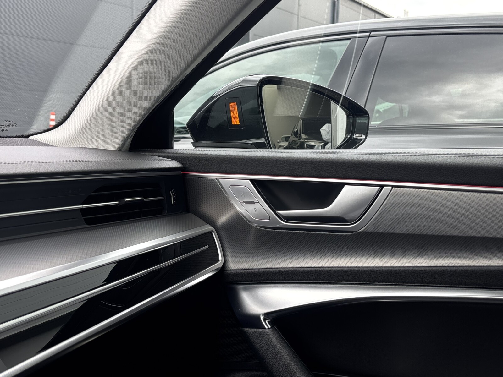 Audi A6 Avant - zdjęcie 25
