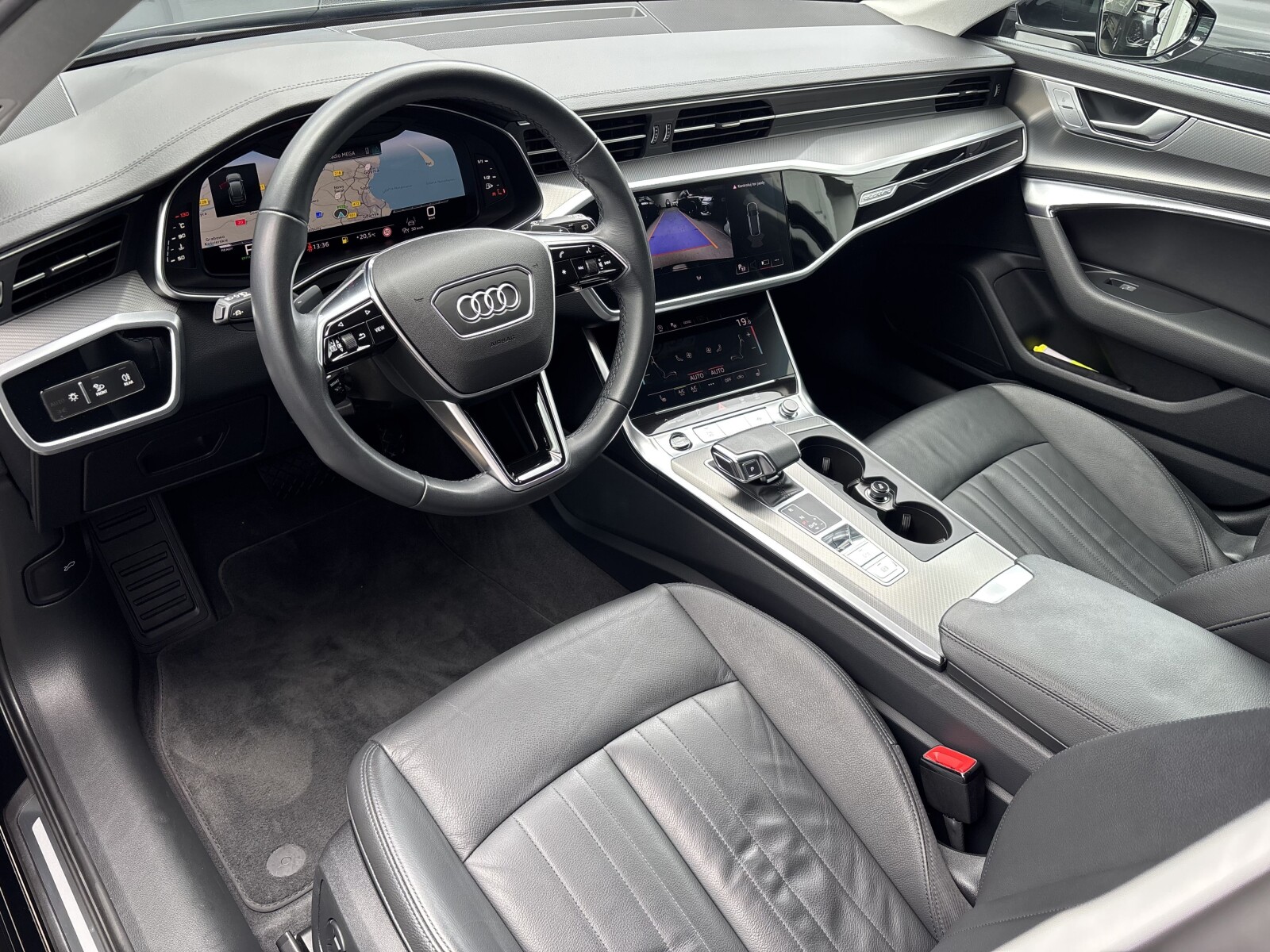 Audi A6 Avant - zdjęcie 17