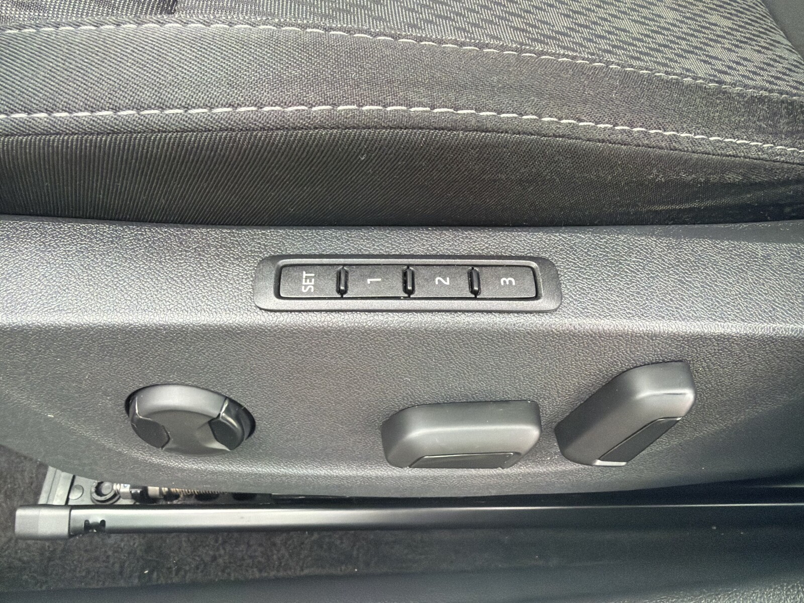 Škoda Octavia Combi - zdjęcie 11