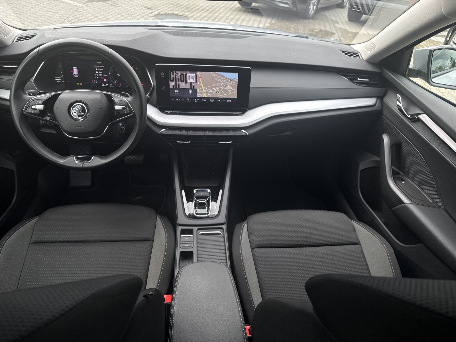 Škoda Octavia Combi - zdjęcie 15