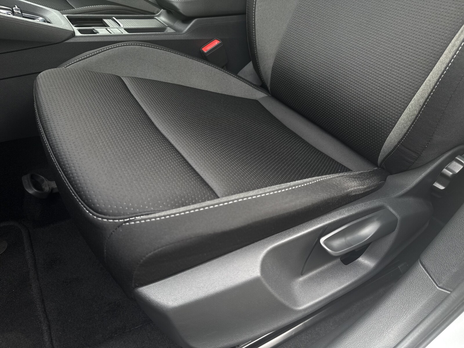 Škoda Octavia Combi - zdjęcie 14