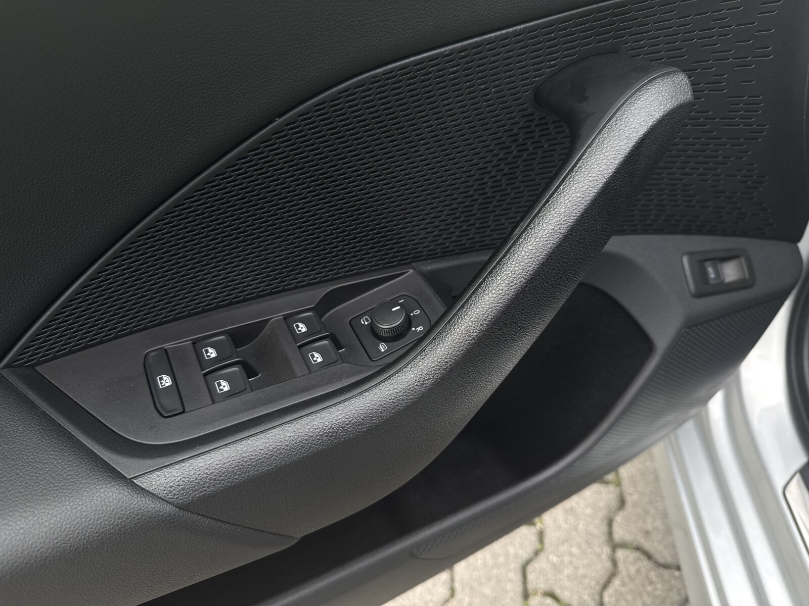 Škoda Octavia Combi - zdjęcie 10