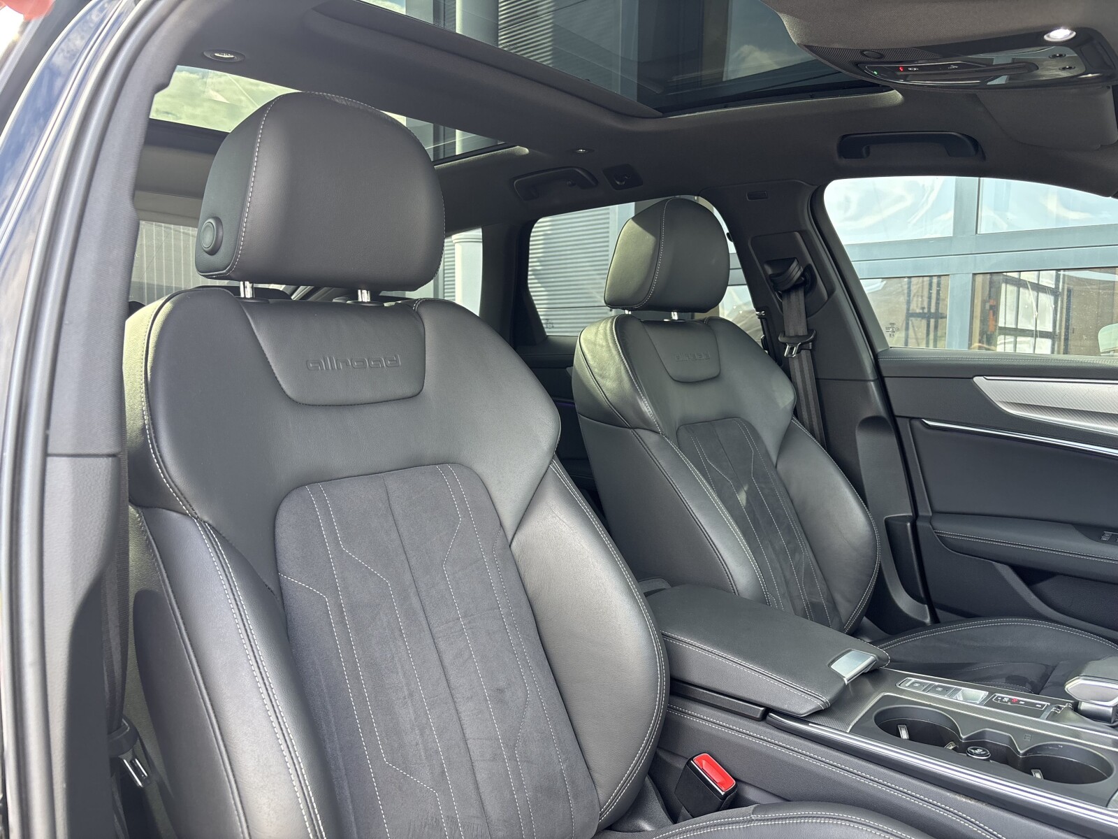 Audi A6 allroad - zdjęcie 37