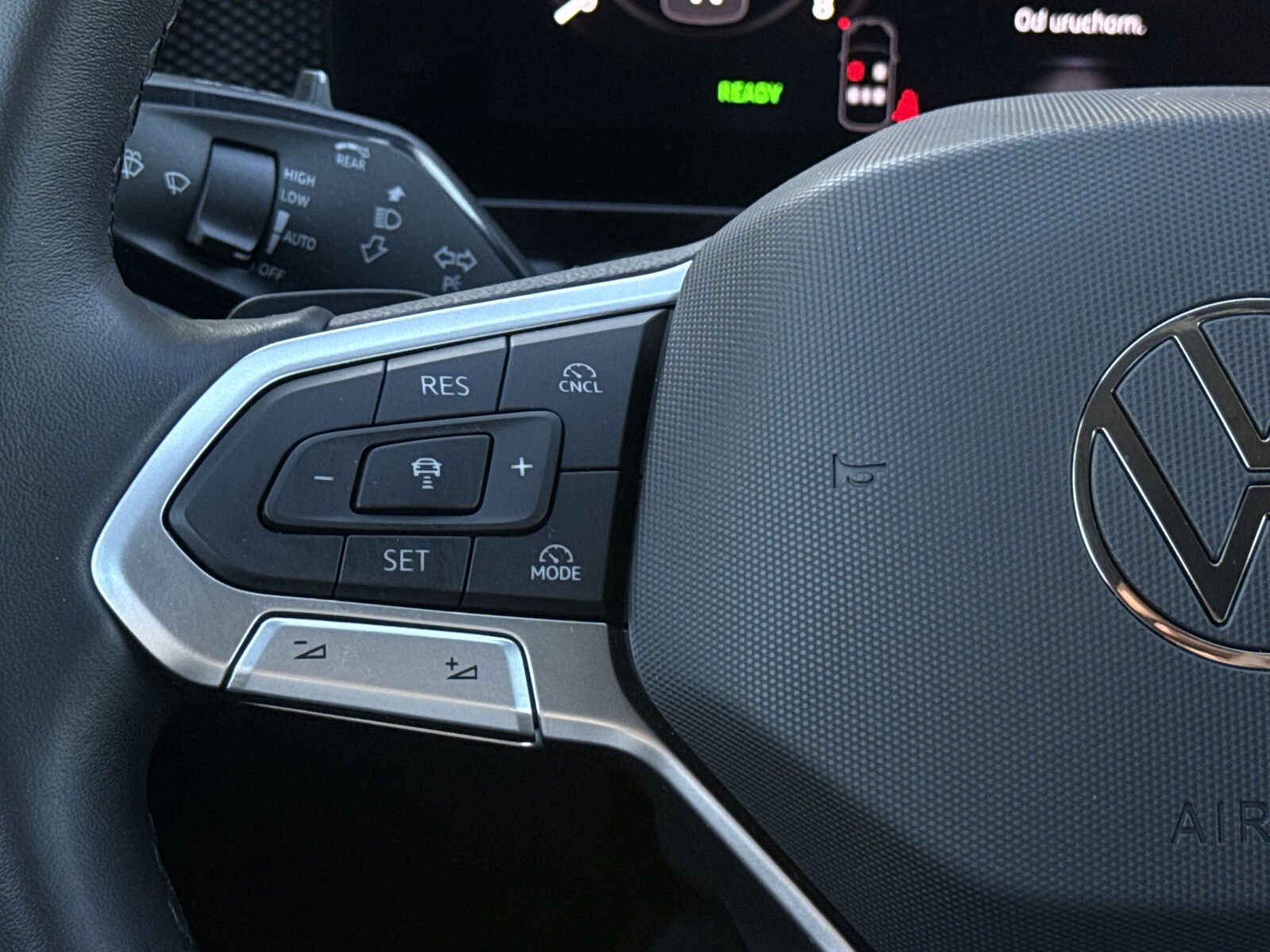 Volkswagen Passat Variant - zdjęcie 17