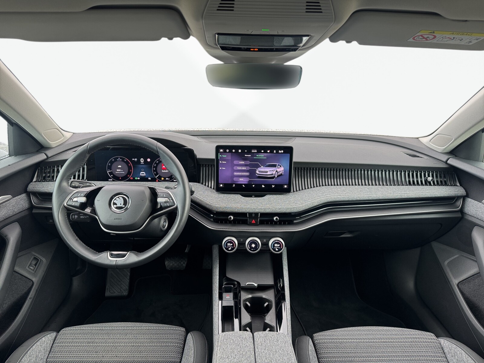 Škoda Superb - zdjęcie 12