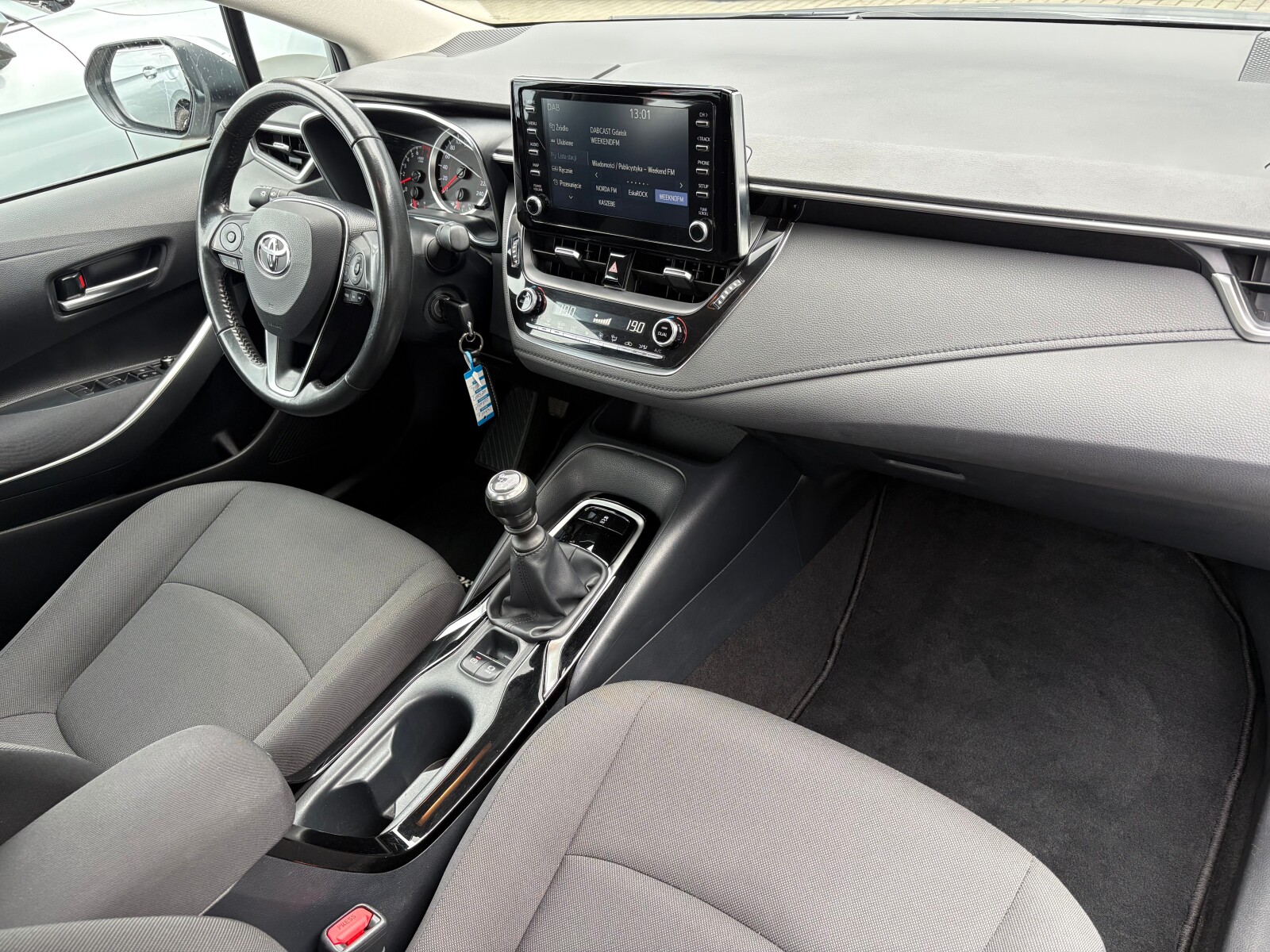Toyota Corolla - zdjęcie 16