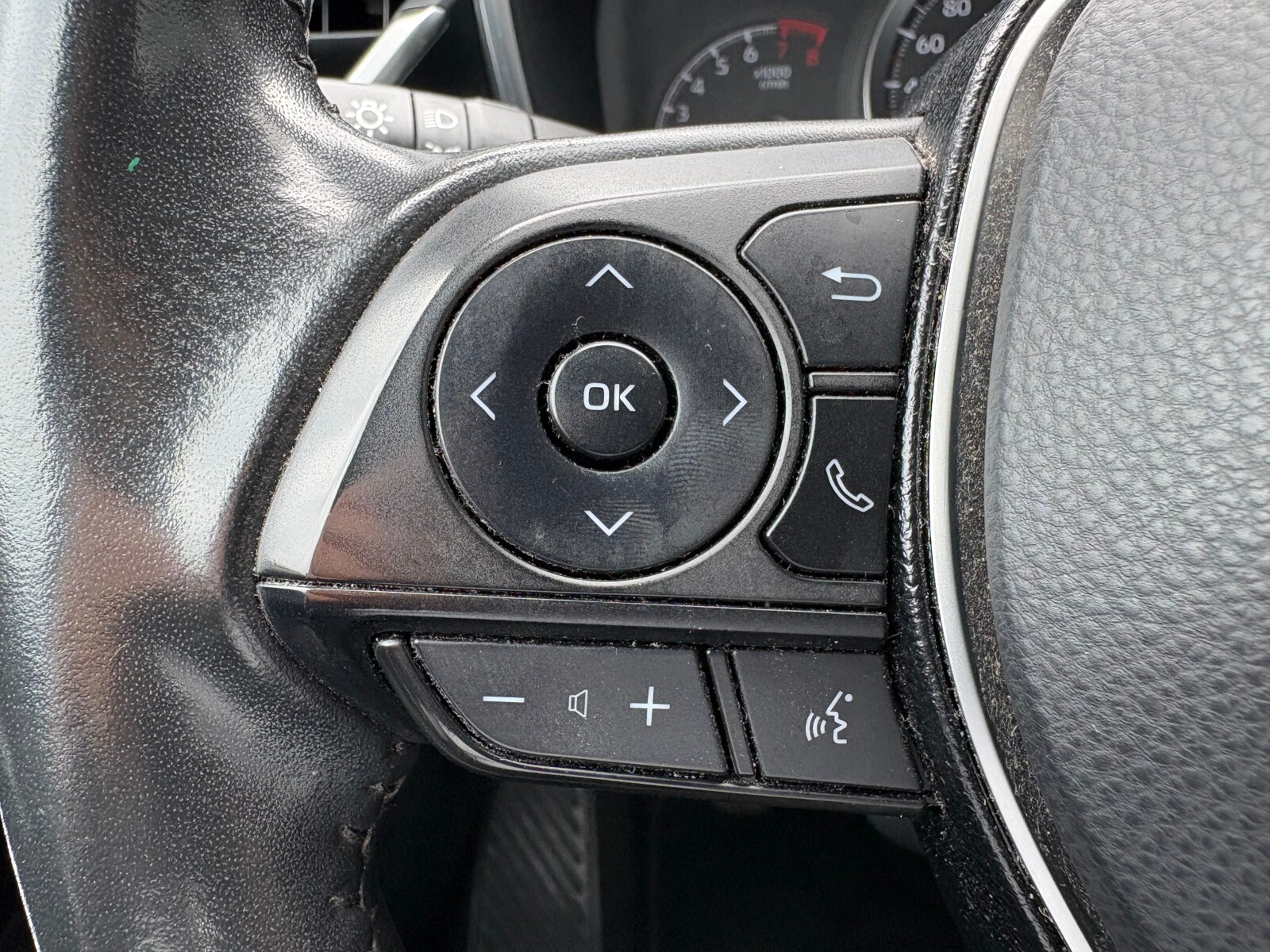 Toyota Corolla - zdjęcie 21