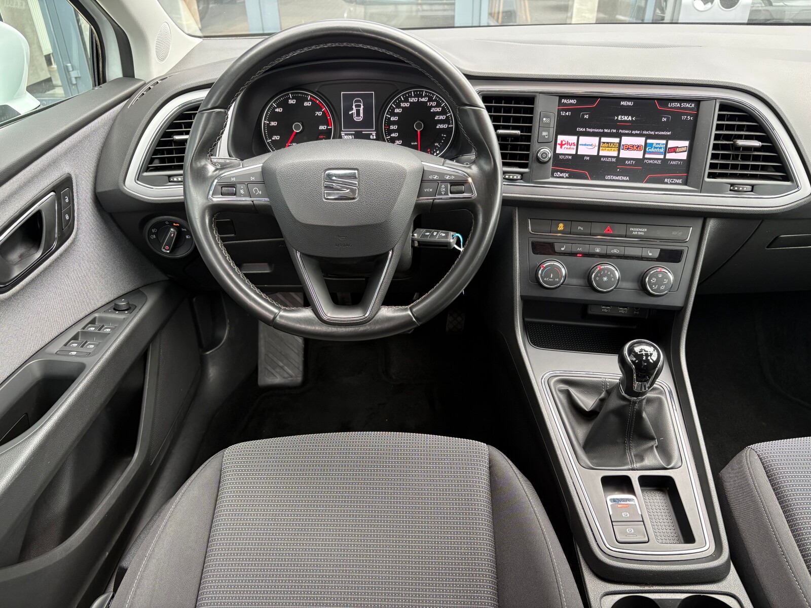 Seat Leon - zdjęcie 10