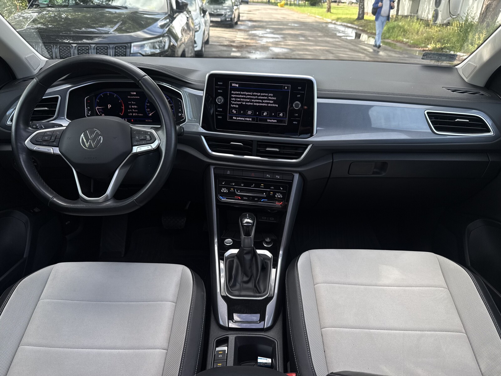Volkswagen T-Roc - zdjęcie 9