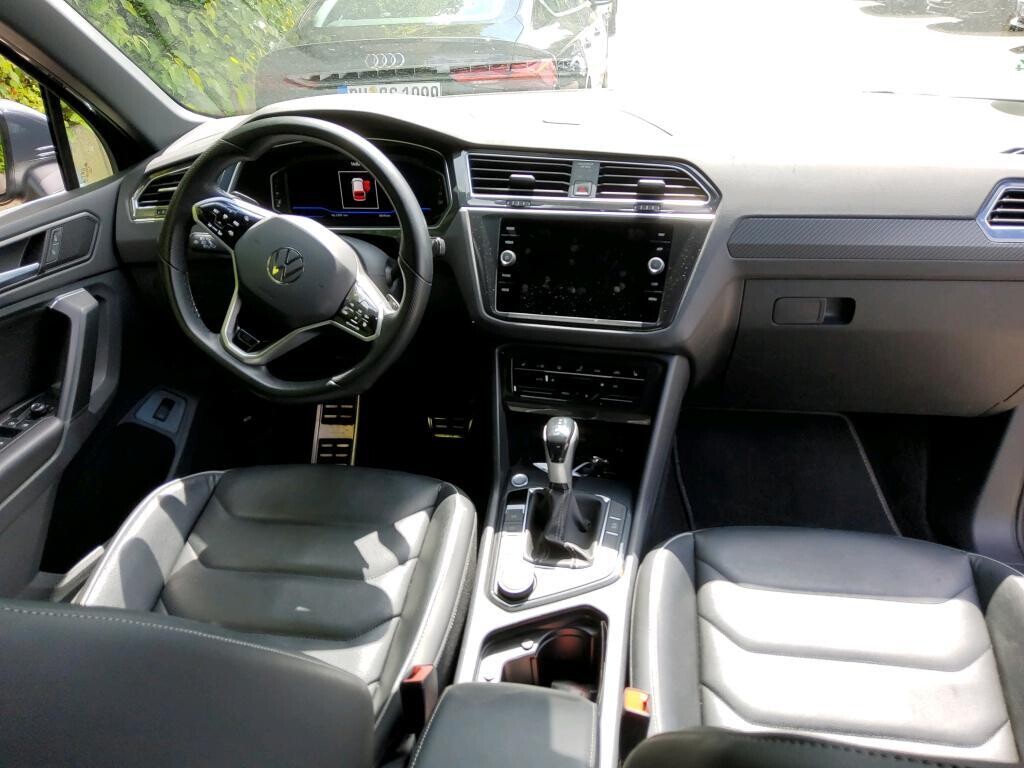 Volkswagen Tiguan - zdjęcie 5