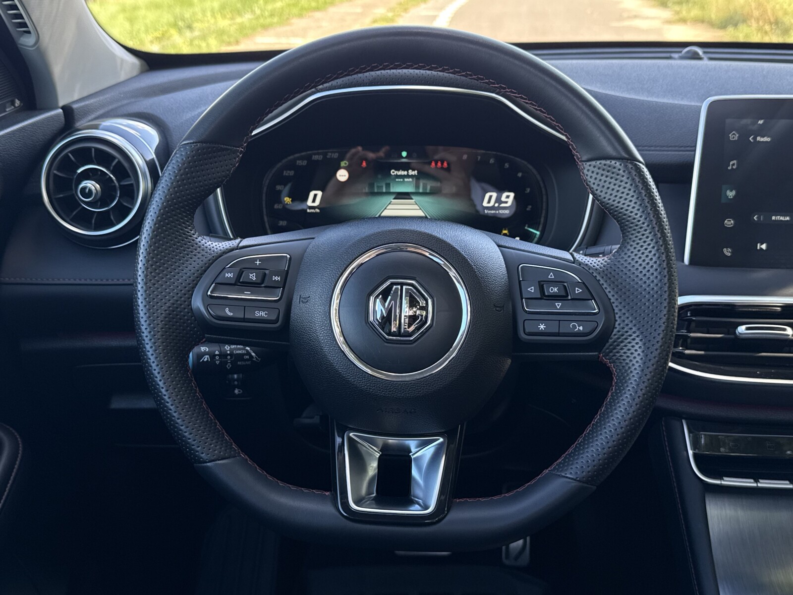 MG HS - zdjęcie 15