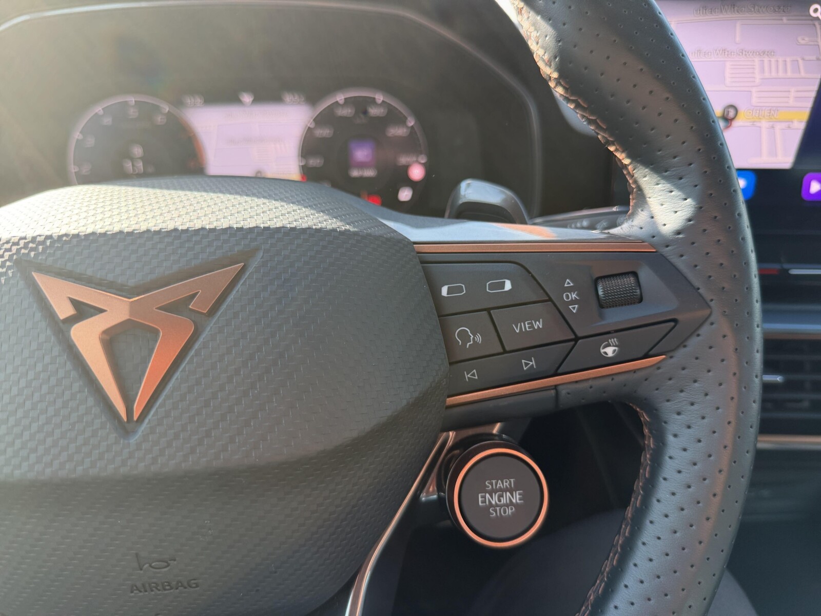Cupra Leon - zdjęcie 15