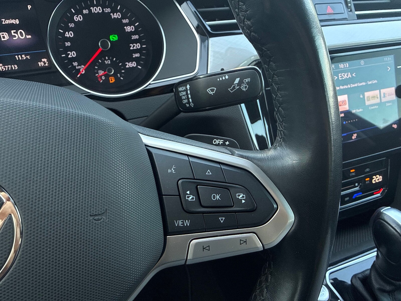 Volkswagen Passat - zdjęcie 17