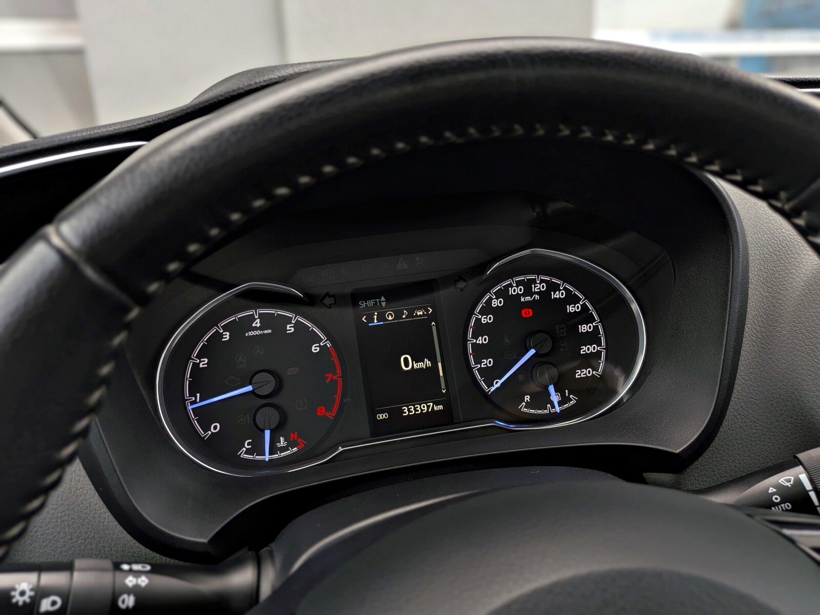 Toyota Yaris - zdjęcie 23
