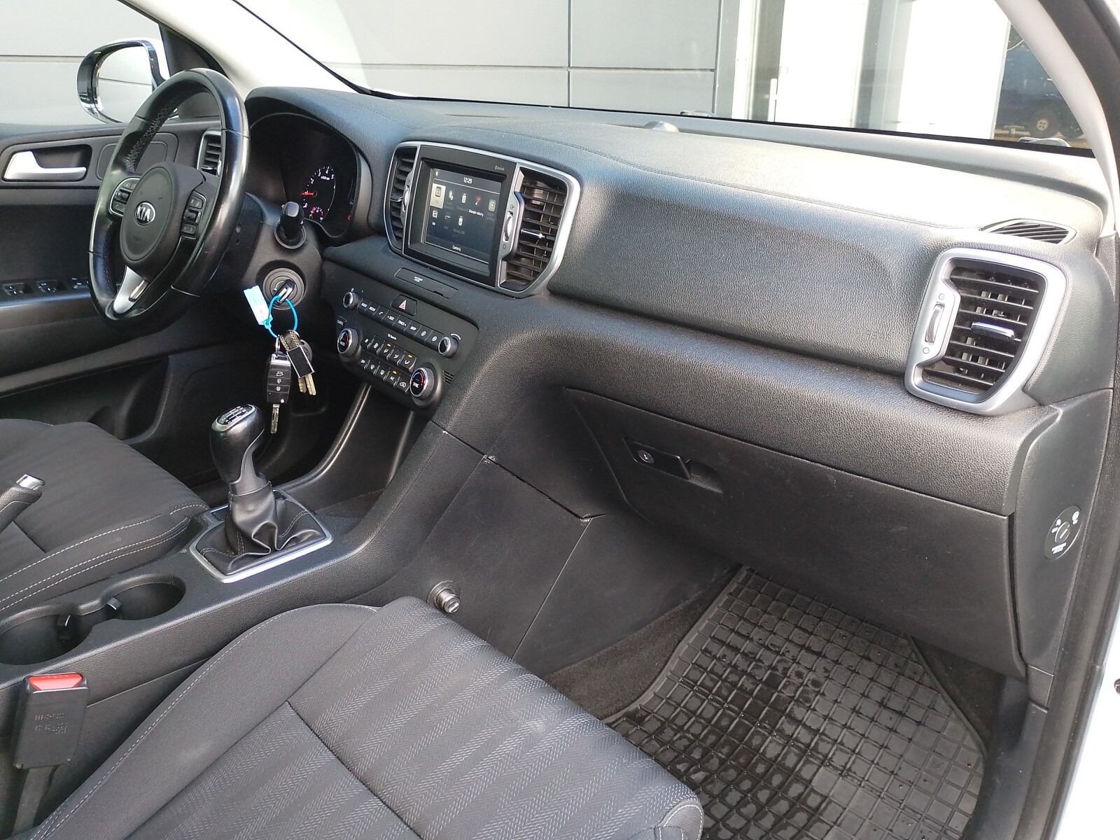 Kia Sportage - zdjęcie 10