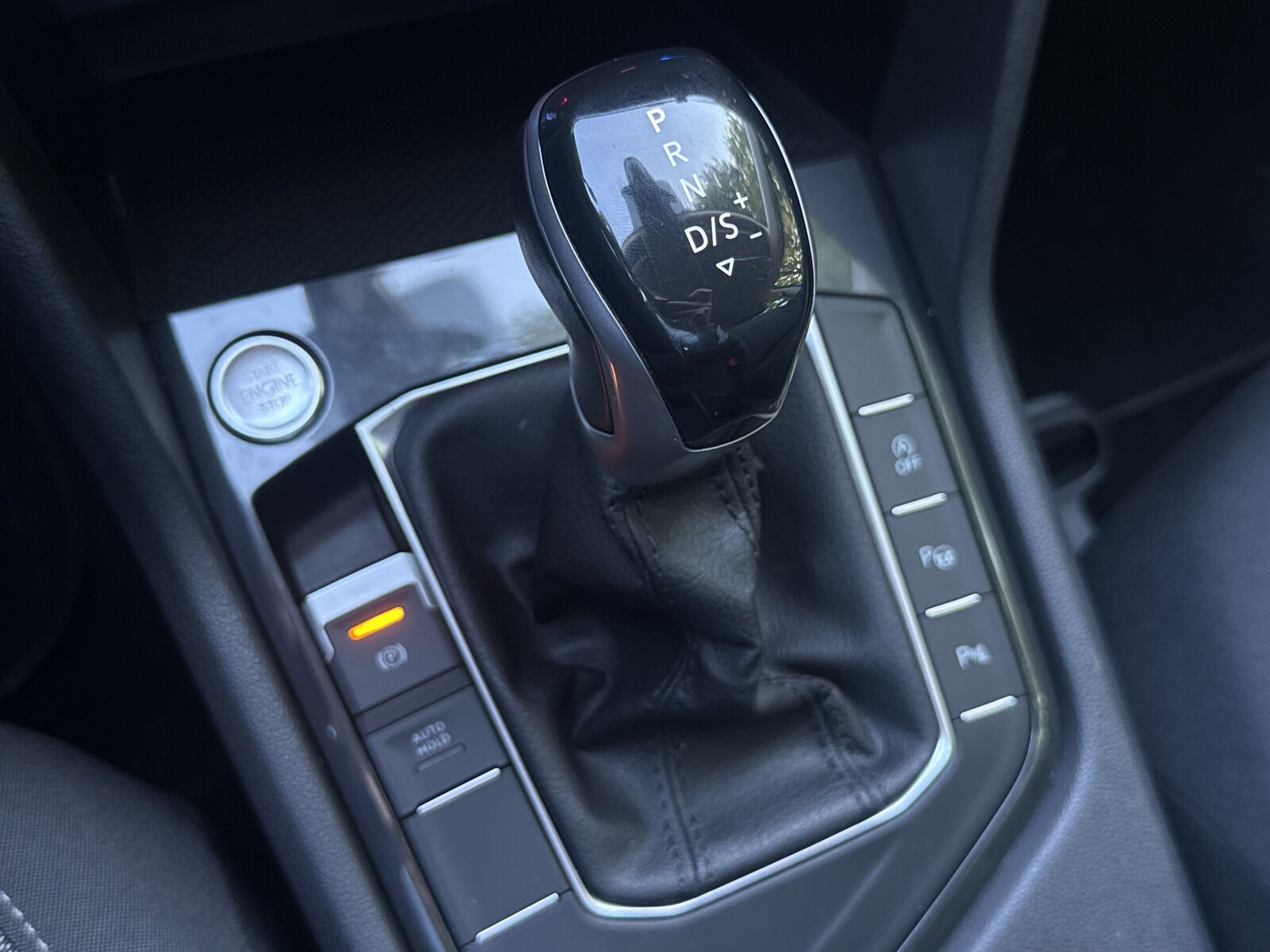 Volkswagen Tiguan - zdjęcie 18