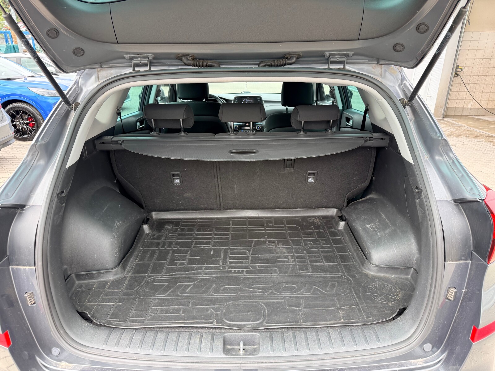 Hyundai Tucson - zdjęcie 9