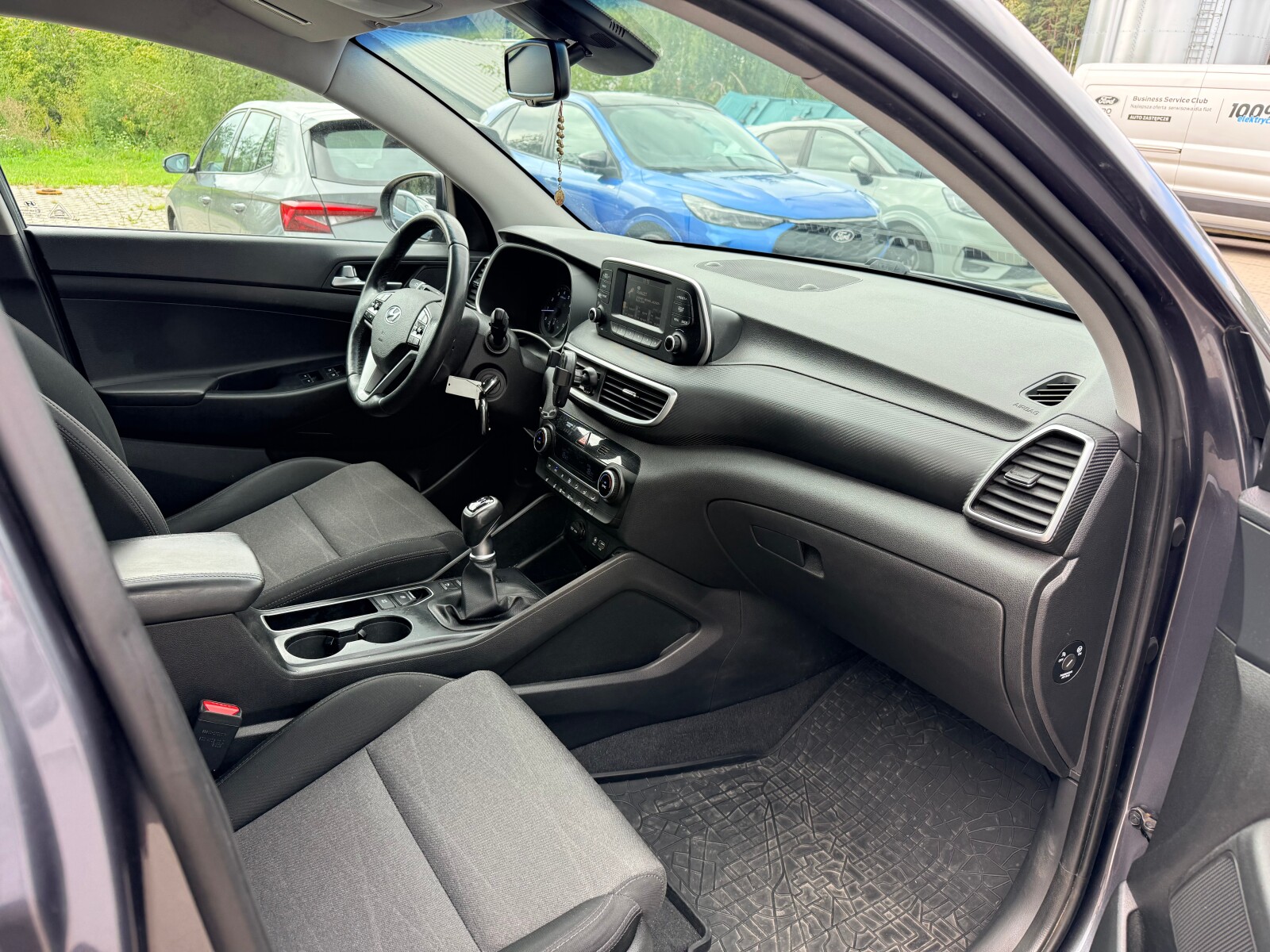 Hyundai Tucson - zdjęcie 6