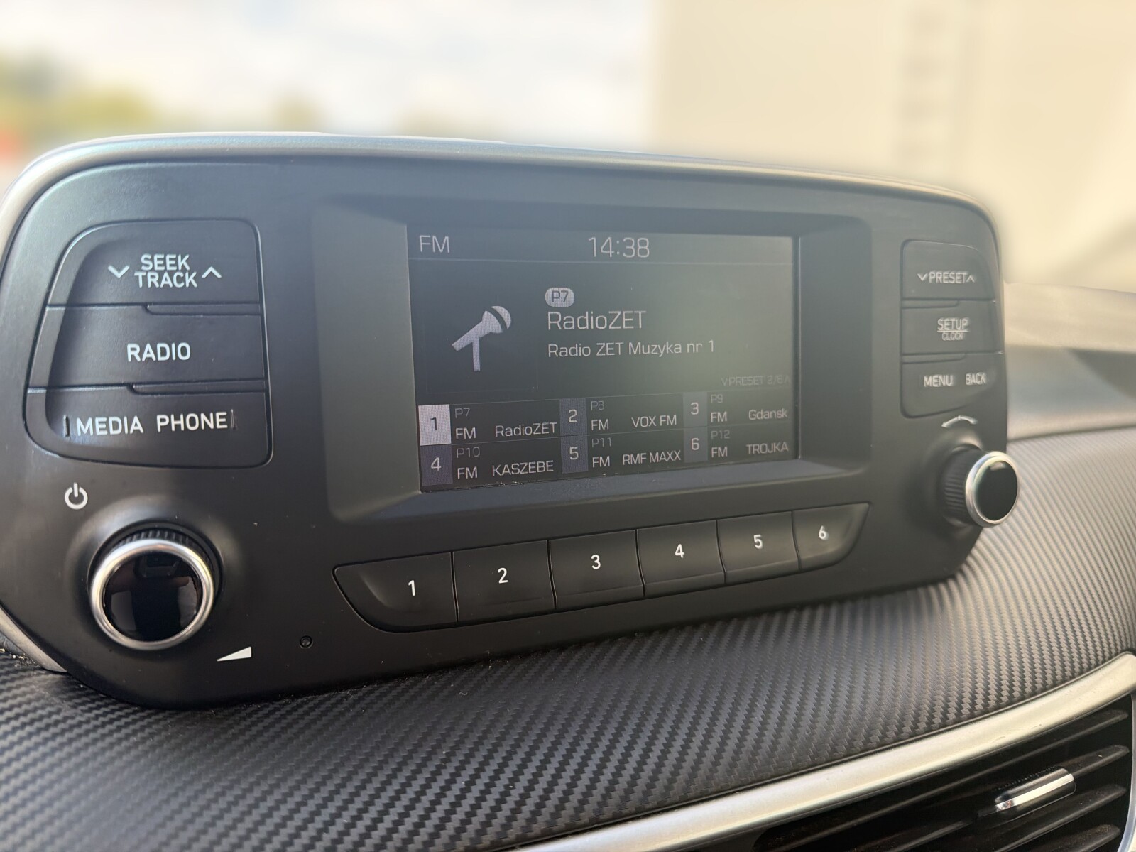 Hyundai Tucson - zdjęcie 26
