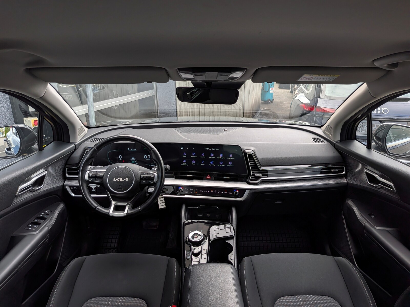 Kia Sportage - zdjęcie 17