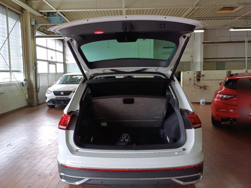 Volkswagen Tiguan - zdjęcie 7