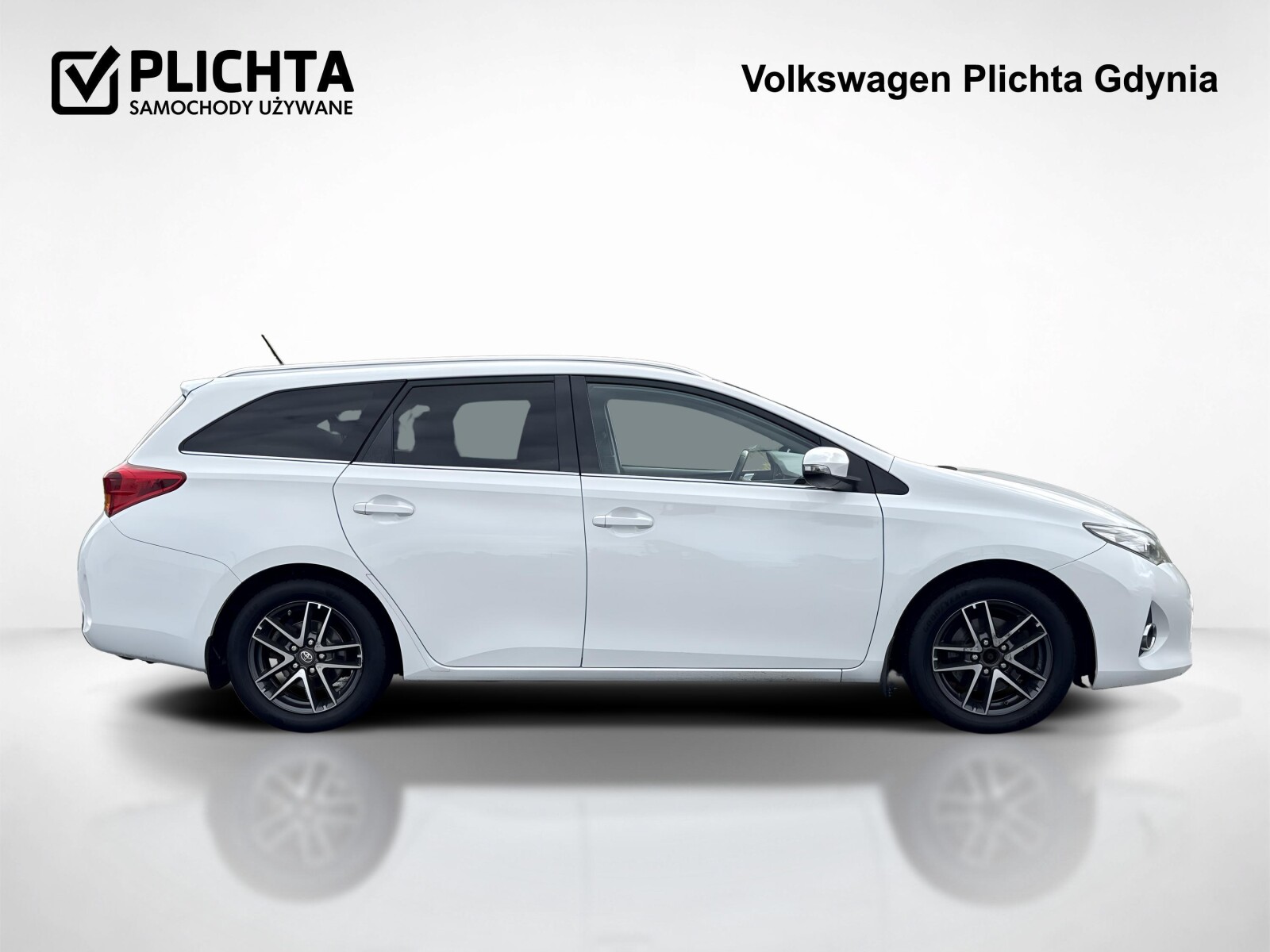 Toyota Auris - zdjęcie 6