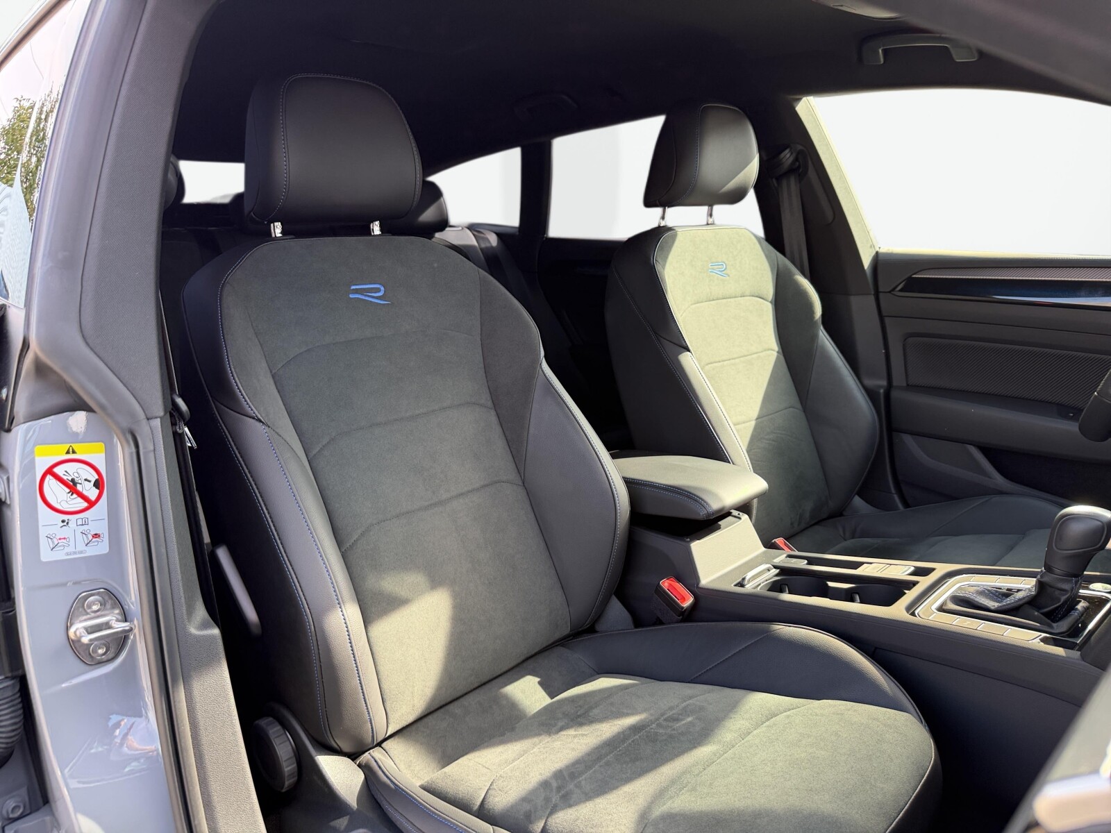Volkswagen Arteon Shooting Brake - zdjęcie 39