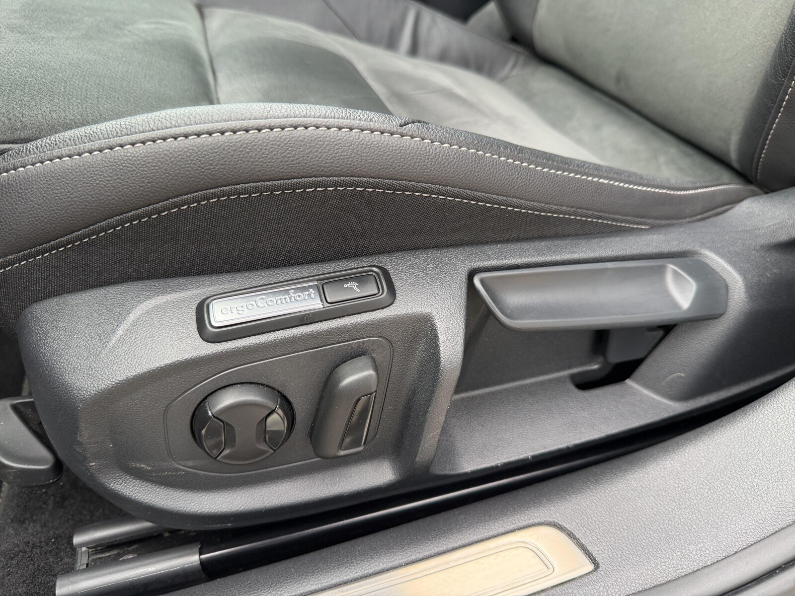 Volkswagen Arteon Shooting Brake - zdjęcie 13