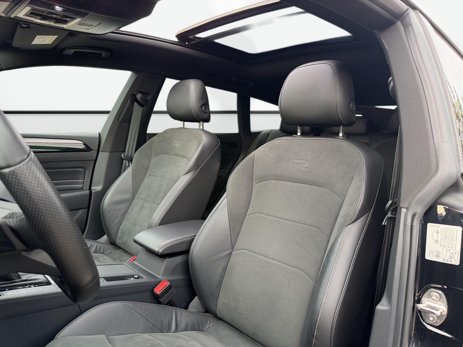 Volkswagen Arteon Shooting Brake - zdjęcie 11
