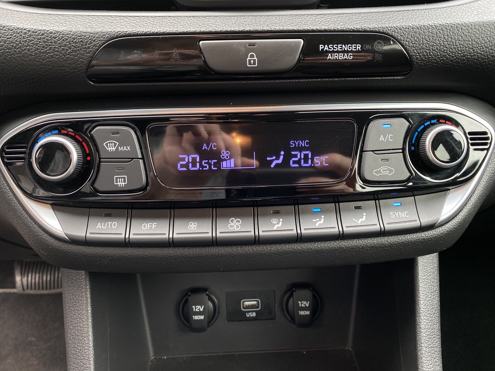 Hyundai i30 - zdjęcie 16
