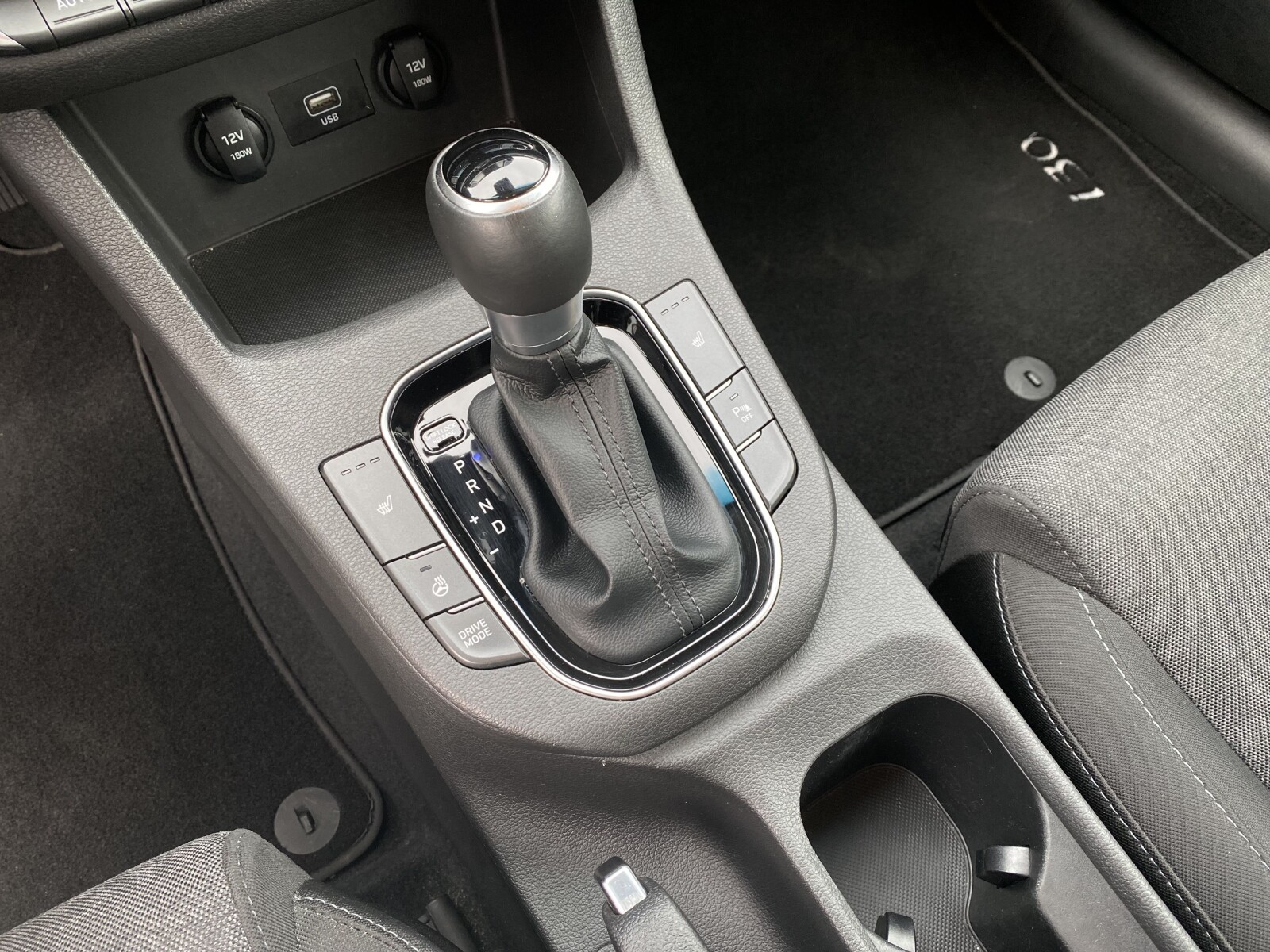 Hyundai i30 - zdjęcie 13