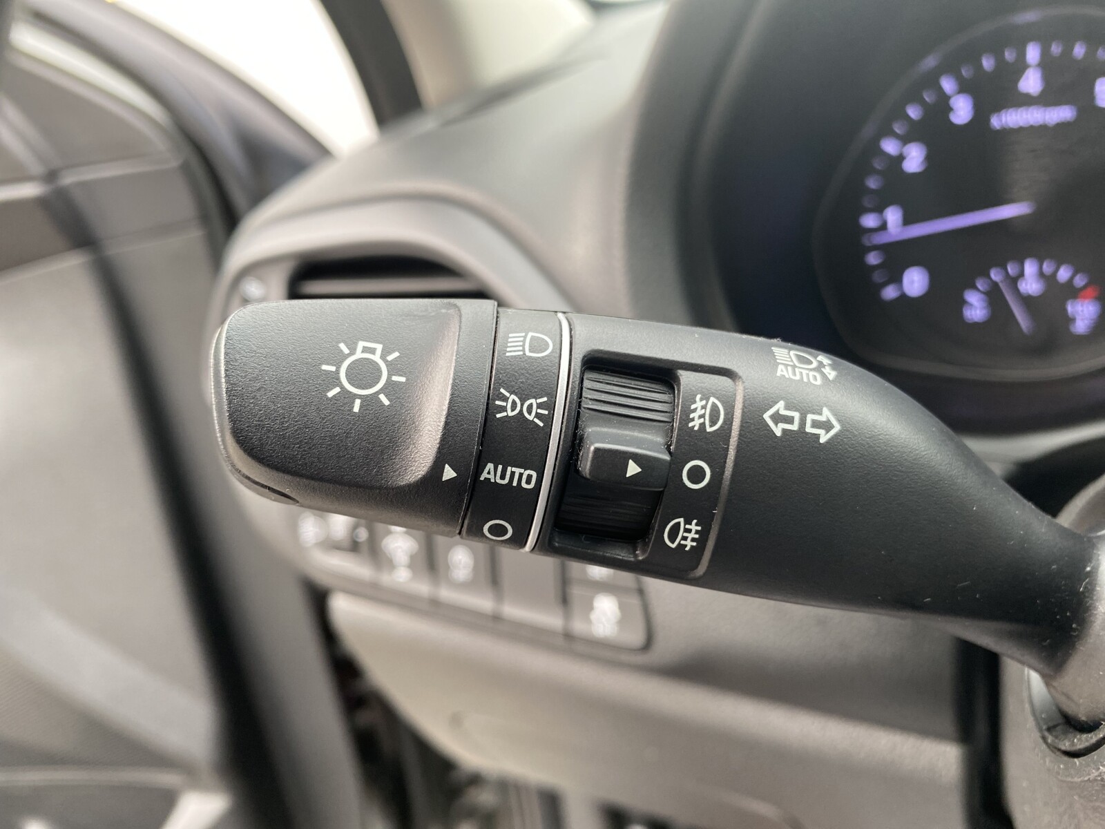 Hyundai i30 - zdjęcie 25