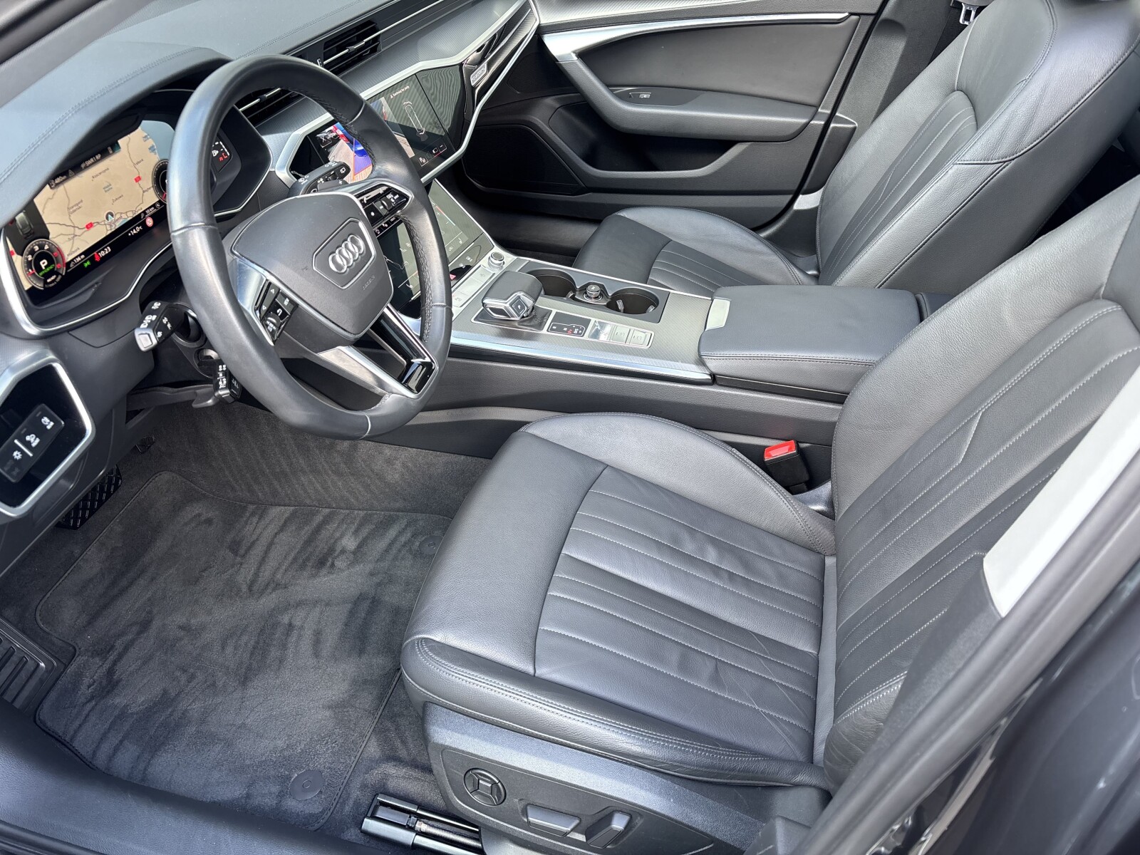 Audi A6 Avant - zdjęcie 18