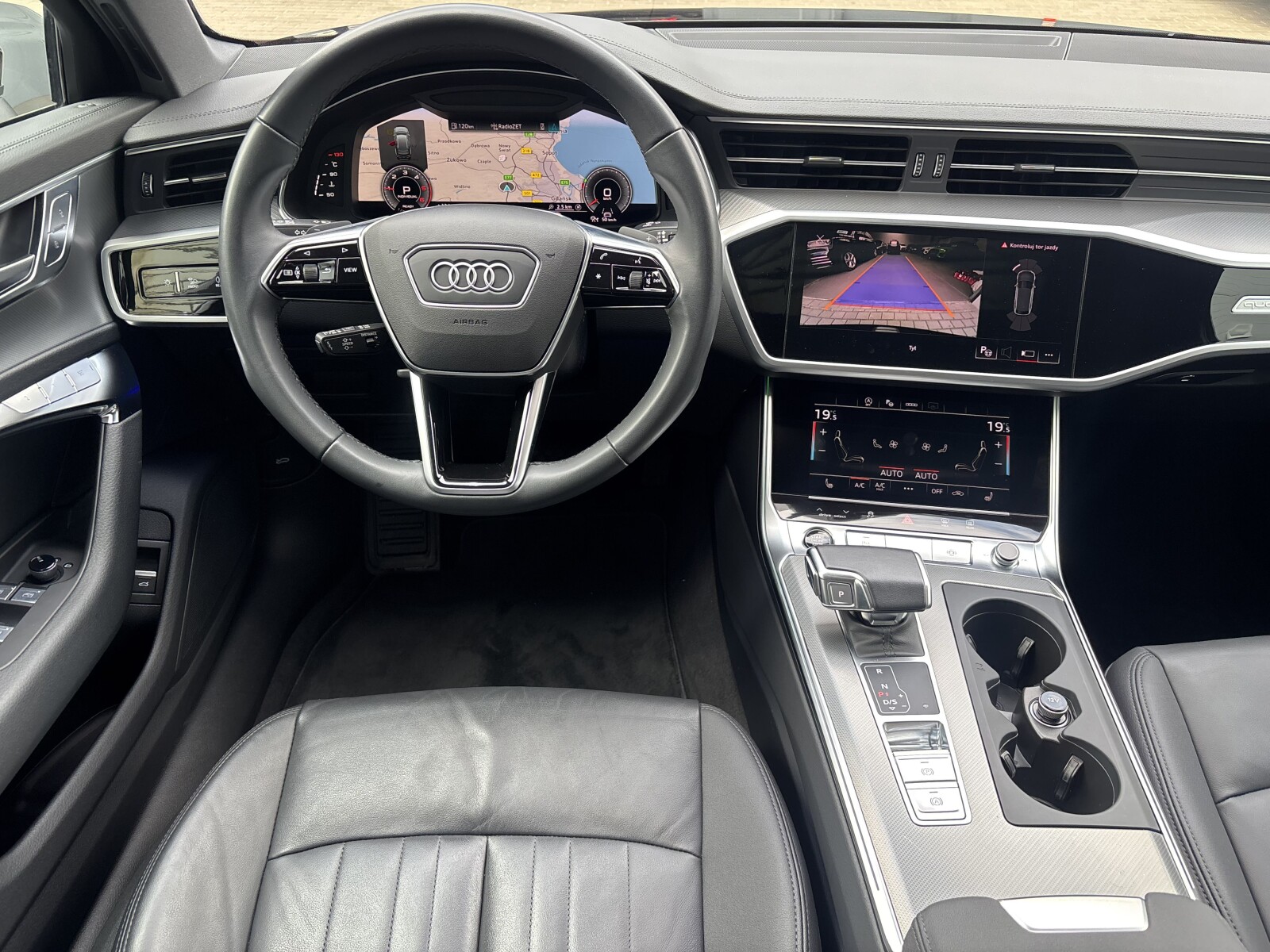 Audi A6 Avant - zdjęcie 11