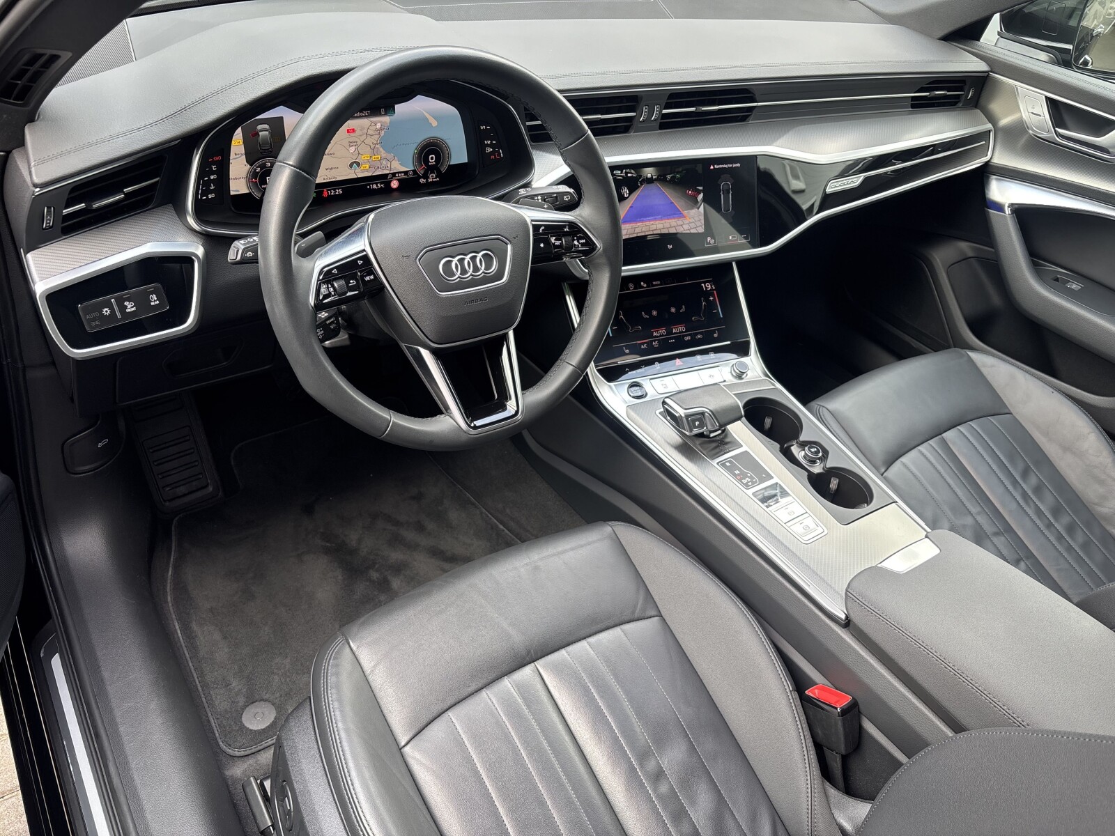 Audi A6 Avant - zdjęcie 17