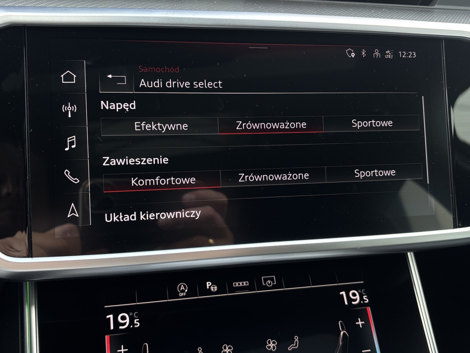 Audi A6 Avant - zdjęcie 25