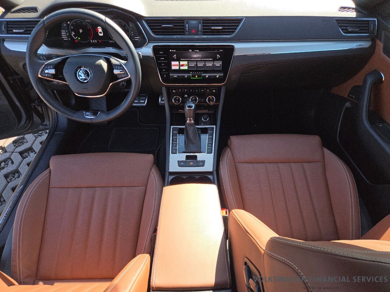 Škoda Superb - zdjęcie 4
