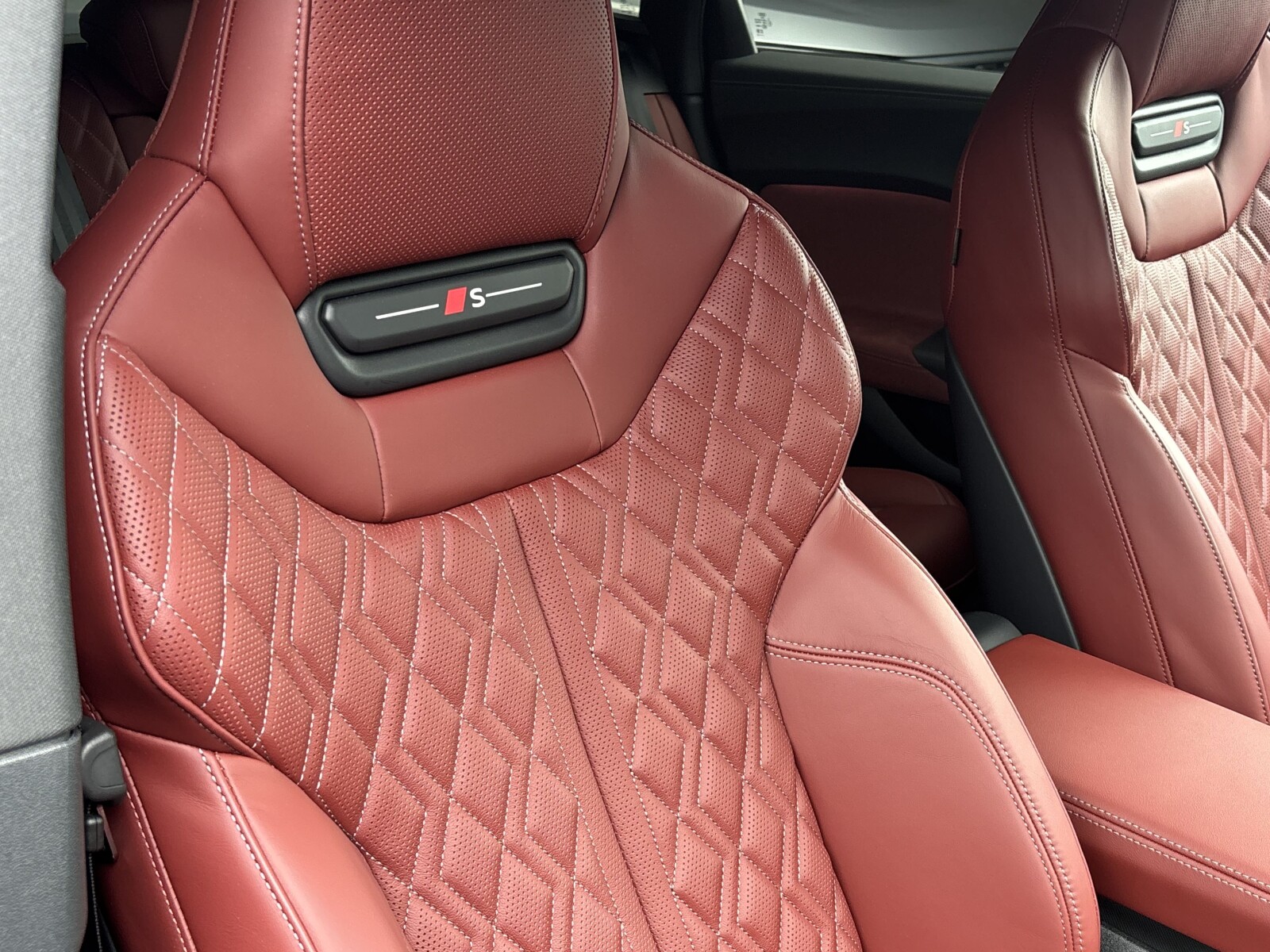 Audi S5 Avant - zdjęcie 35