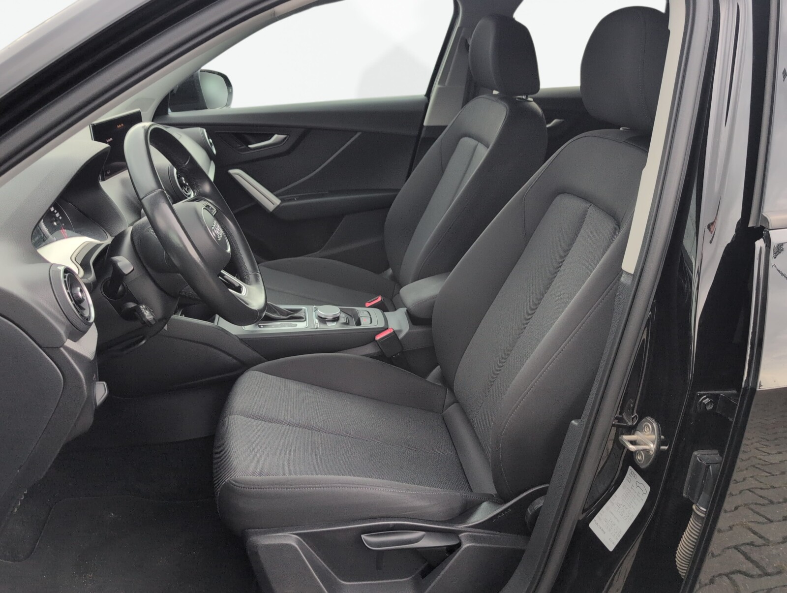 Audi Q2 - zdjęcie 15