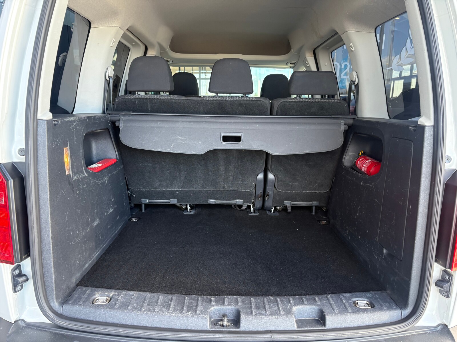 Volkswagen Caddy - zdjęcie 17