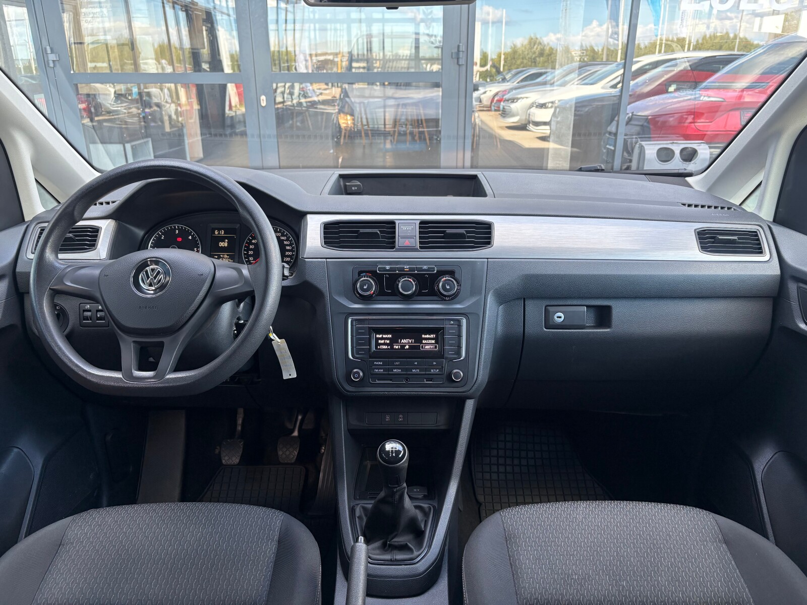 Volkswagen Caddy - zdjęcie 9
