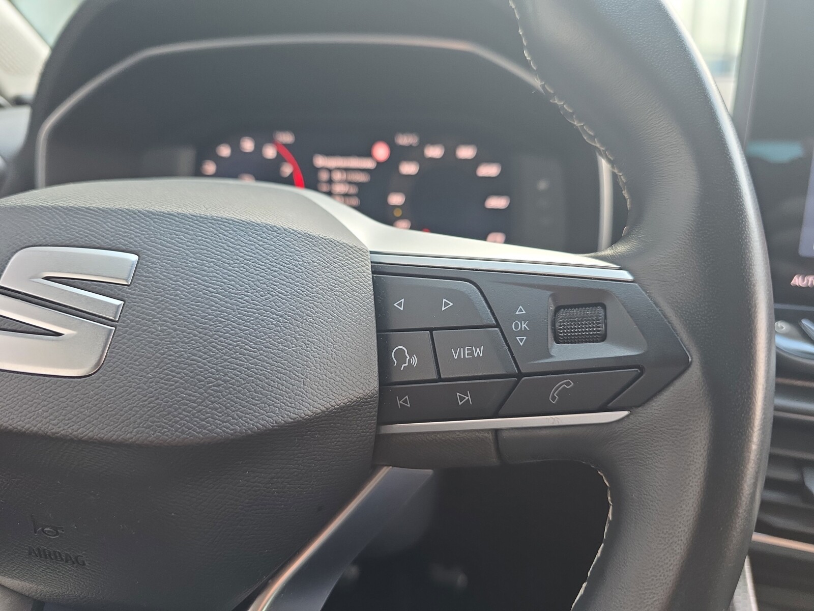 Seat Leon - zdjęcie 14