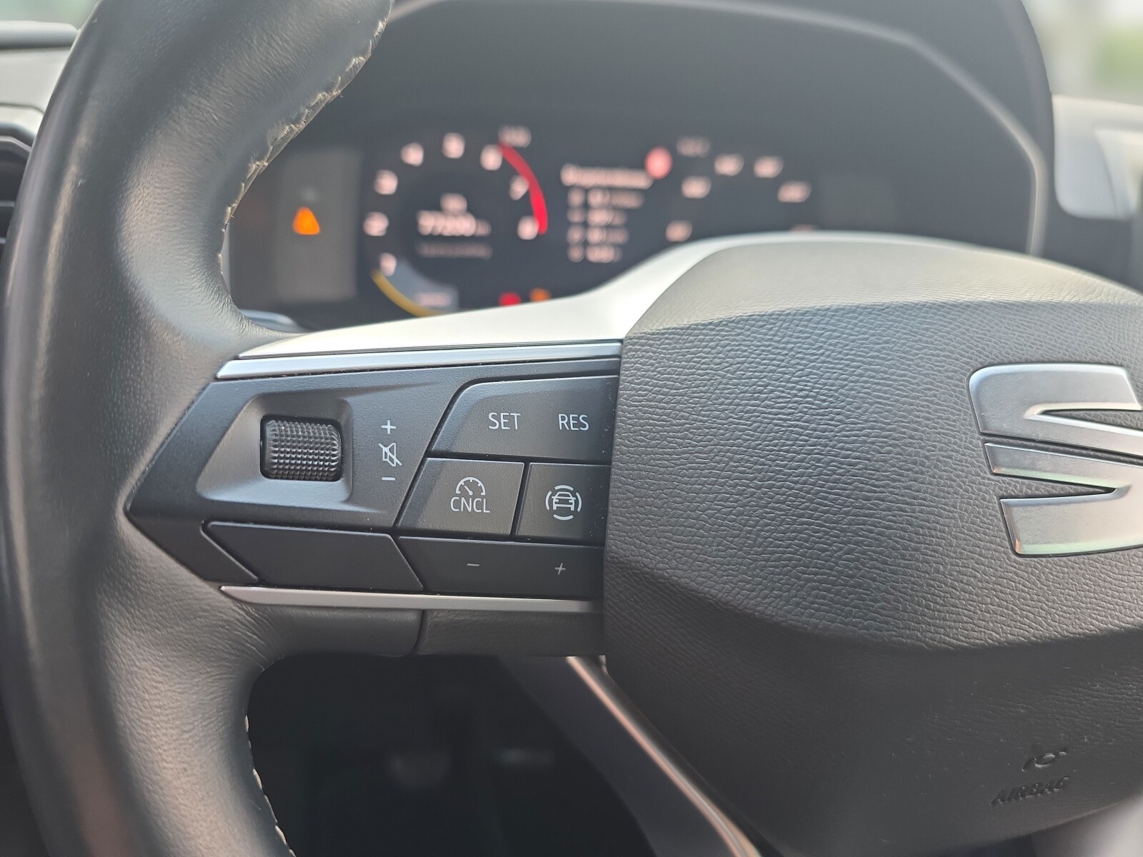 Seat Leon - zdjęcie 13