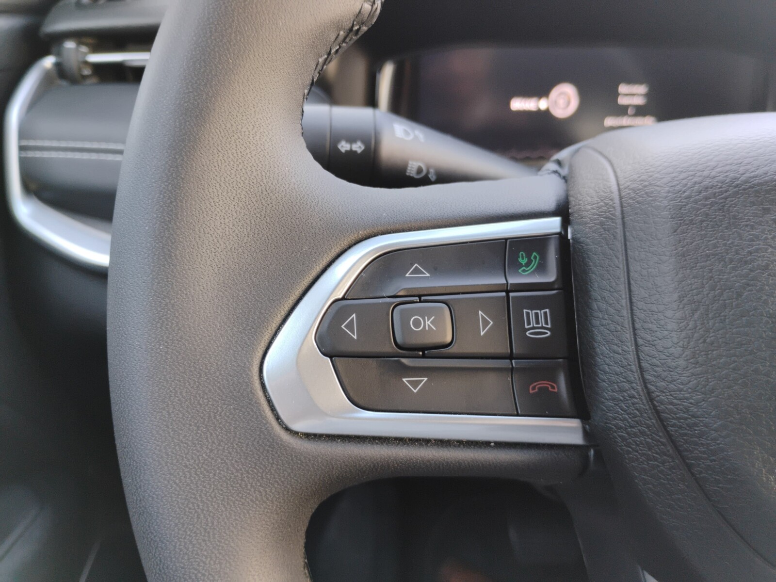 Jeep Compass - zdjęcie 22