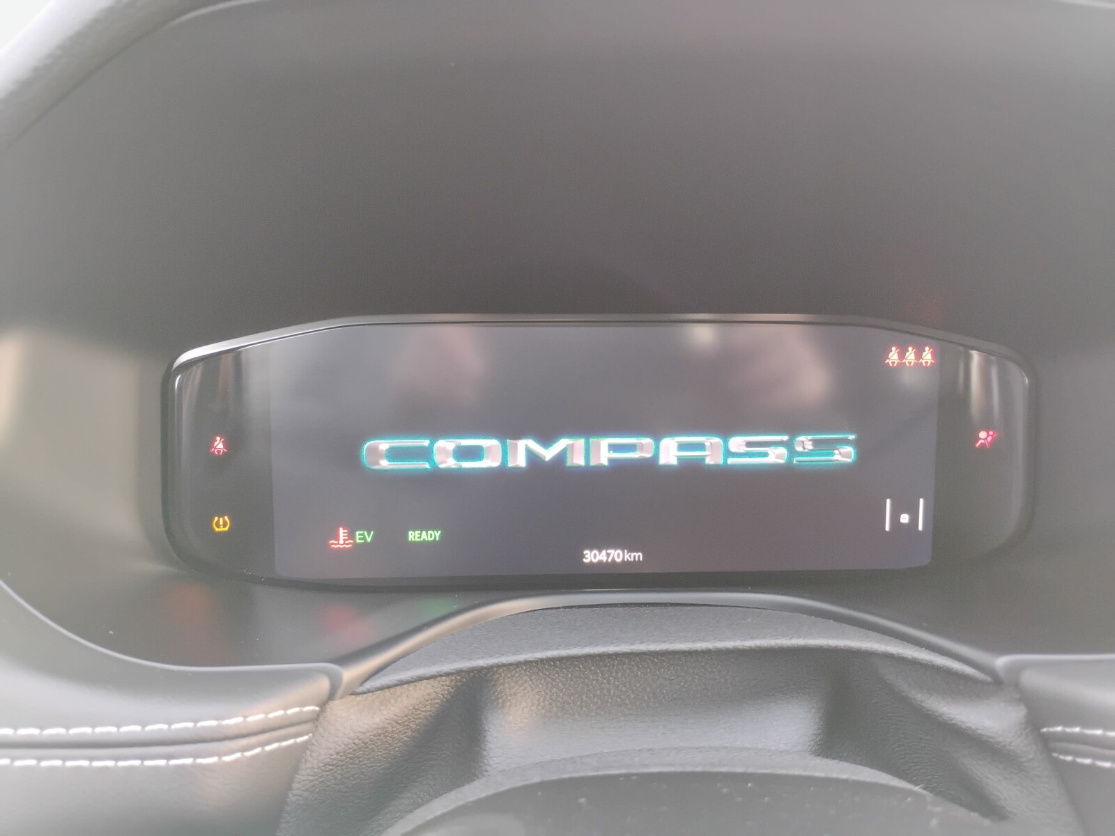 Jeep Compass - zdjęcie 24