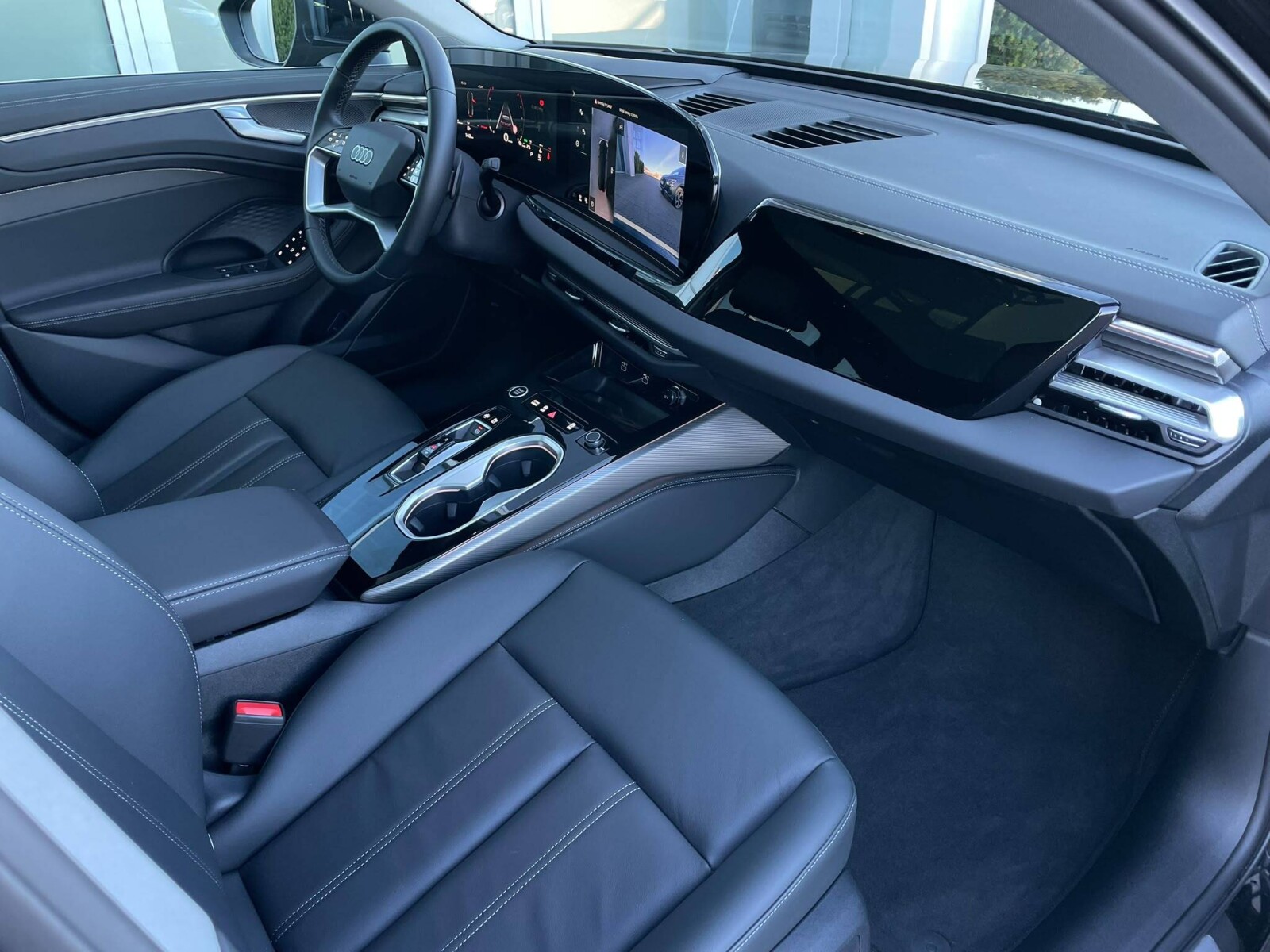 Audi A6 Avant - zdjęcie 23
